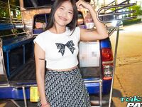 Sia On Tuktuk Patrol - Set 1