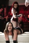 Submissive Vixen Pepper Xo Gets Fucked Good And Proper photos (Seth Gamble)
