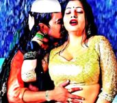 Hcuck HMom seductive Rand