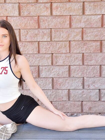 A Private Hike photos (Lana Rhoades)