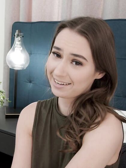 Nicole Auclair Pleases Her Adorable Asian Girlfriend In Bed photos (Lulu Chu)