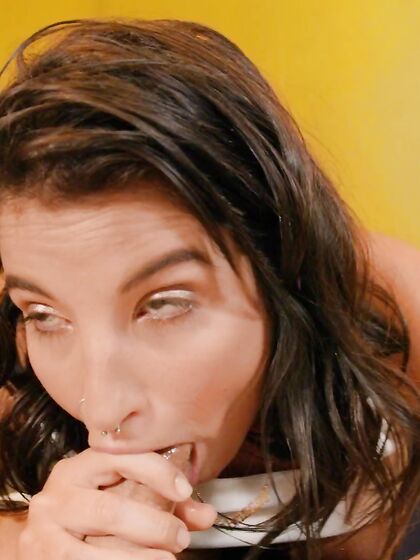 LaSirena69 Gets Oiled Up And Fucked In The Gym photos (Zac Wild)