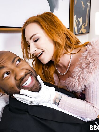 Sophia Locke Drills Her Pussy With A Big Toy Before Getting Laid