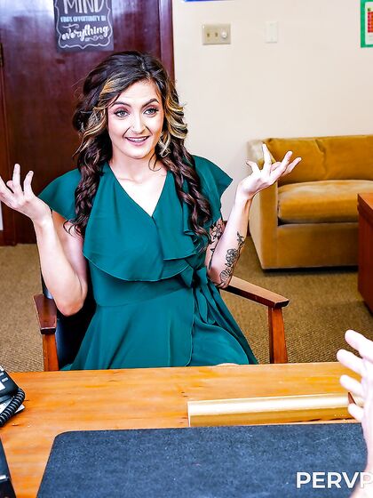 Wavy-haired MYLF Harper Madison Gets Fucked In The Office