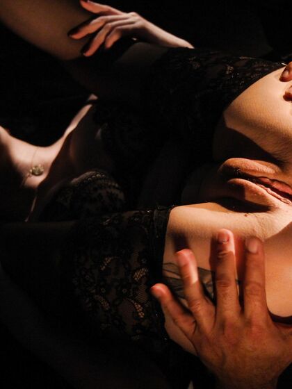 Anna De Ville Gets Her Tight Butthole Hammered