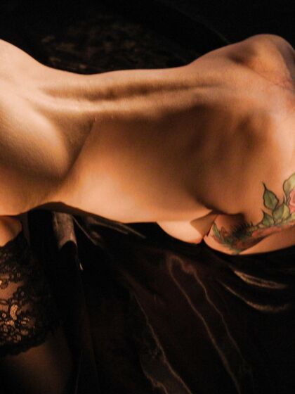 Anna De Ville Gets Her Tight Butthole Hammered