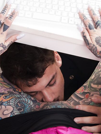 Fully-tattooed Bitch In High Heels Takes Hard Prick Deep Inside photos (Tiger Lilly)