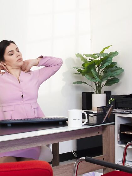 Italian Office Slut Valentina Nappi Gets Anally Fucked