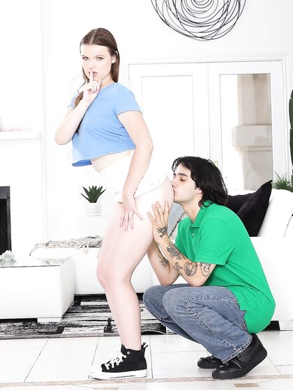 Young Cutie Ava Marina Screwed By Tattooed Guy