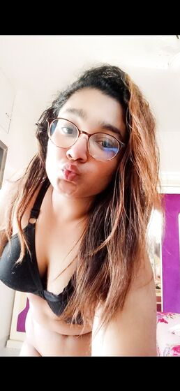 Desi porn DesiHot girl showing and sucking boobies boobs