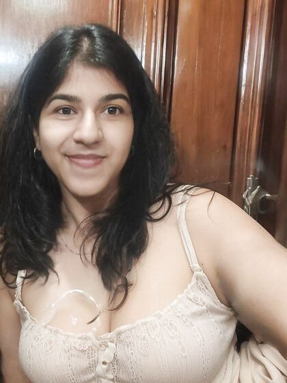 Shreya Joshi Delhi Slut Girlfriend nudes censored by Boyfriend