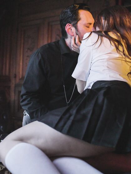Penelope Kay Gets An Intense Pussy Pounding From Tattooed Dude
