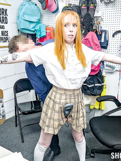 Tiny Schoolgirl Madi Collins Screwed By Cocky LP Officer