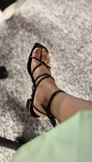 Mom feet????