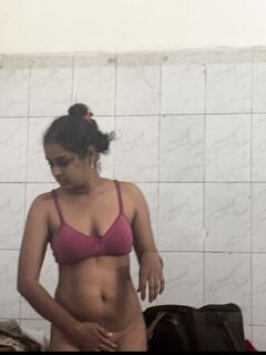 Telugu aunty hot photo