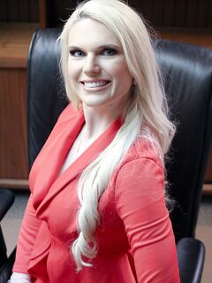 Long-haired MYLF Sydny Davis Gets Fucked By Cocky Principal