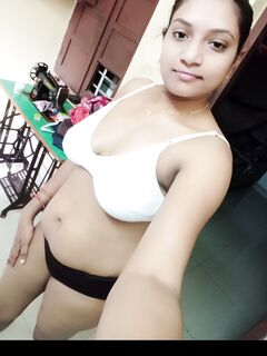 Andhra aunty sexy body