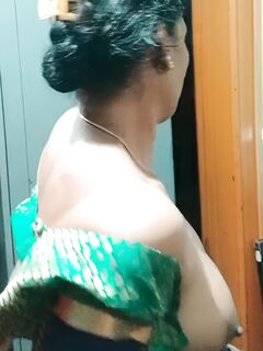 Village bhabhi