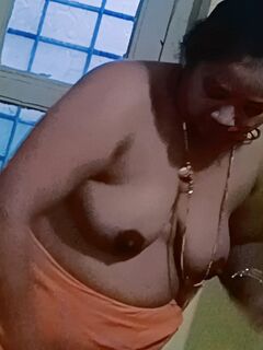 Janaki bhabhi boobs show