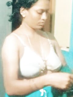 Mala sri very hot