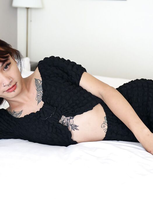 Piem On Hello Ladyboy - Set 1