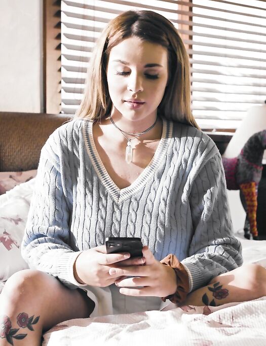Breaking Up Is Hard photos (Lulu Chu, Eliza Ibarra, Gabbie Carter)