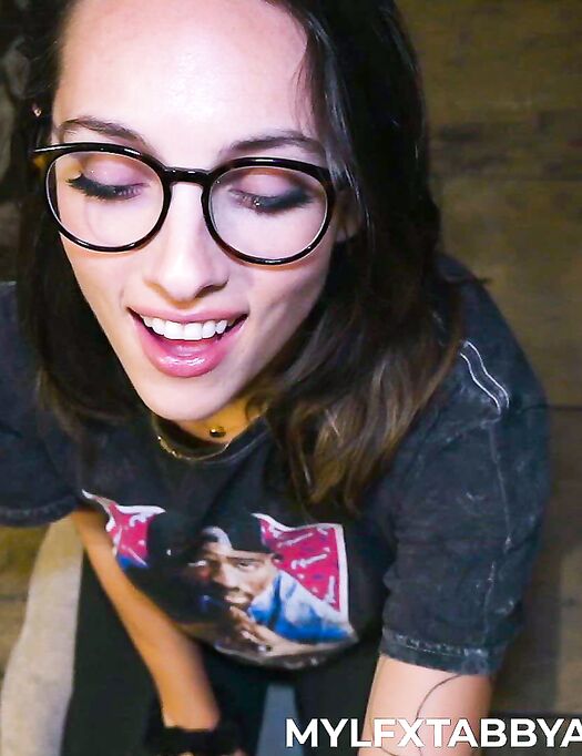 Tabby Noname Sucks Thick Throbbing Cock And Gets Pounded In POV