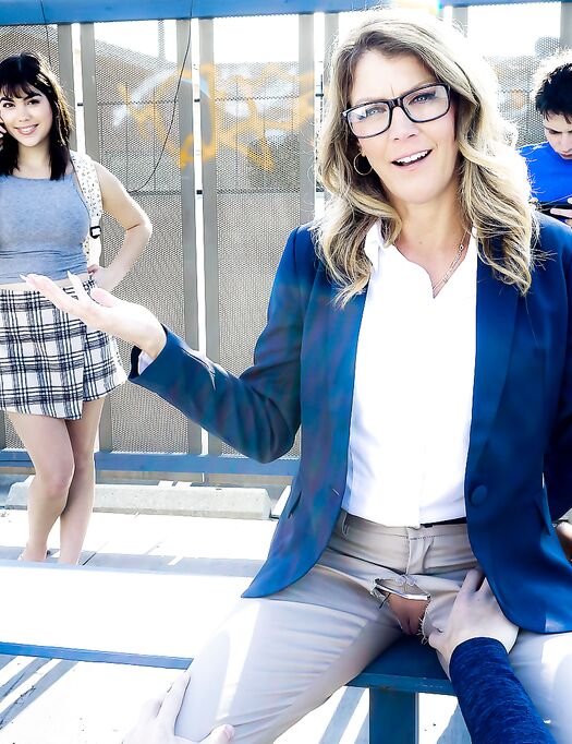 Lustful Mature Summer Stevens Sucks Big Cock And Fucks In Public