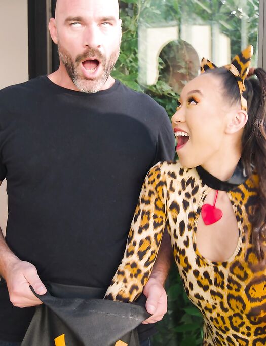 Asian Kitten Kimmy Kimm Pleasures Her Bald-headed Lover In Bed