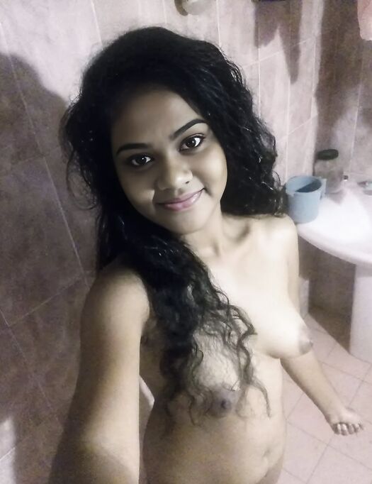 9.8.4.7.7.6.4.6.0.7Aswathy Sajeev Mallu SSM College Rajakkad